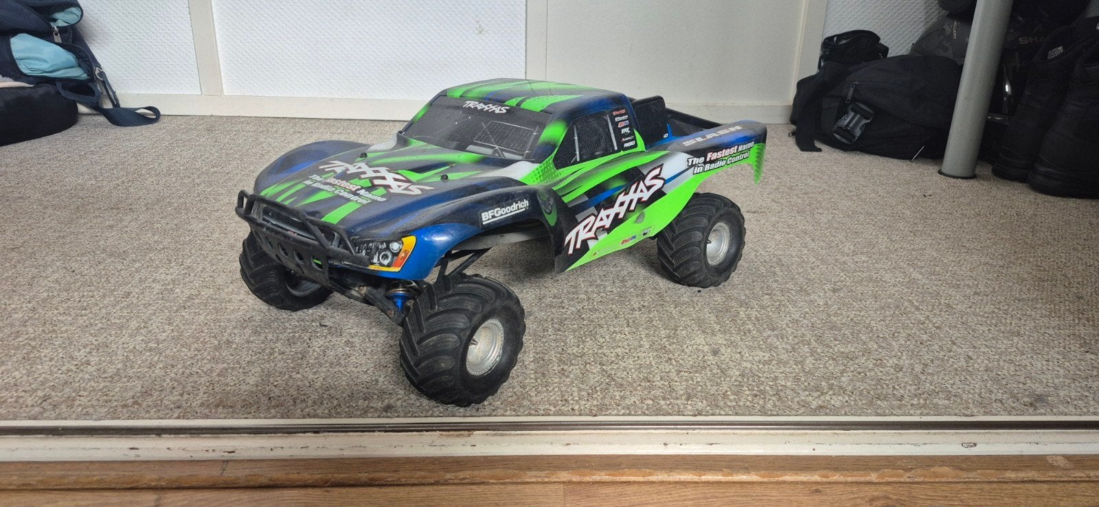 Traxxas slash 2wd brushless, Hobby en Vrije tijd, Modelbouw | Radiografisch | Auto's, Elektro, Gebruikt, Auto offroad, Ophalen of Verzenden