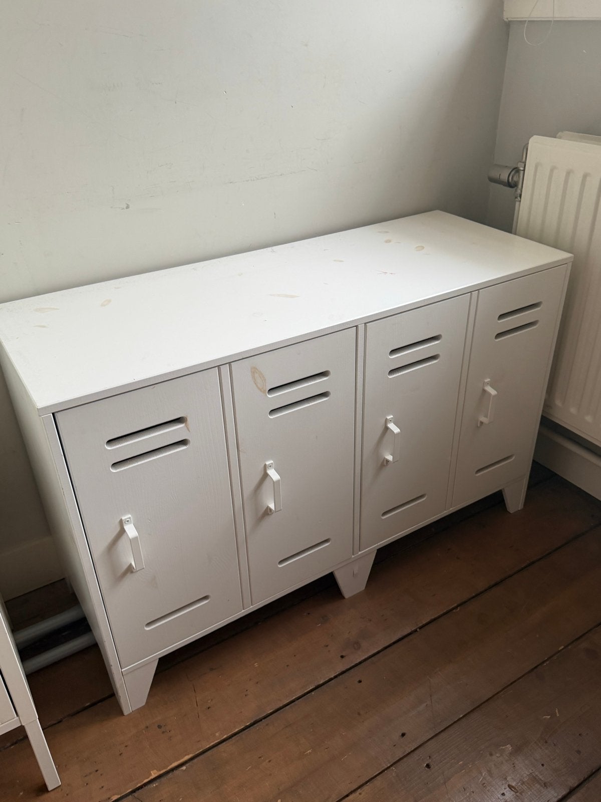 Locker kast laag VT Wonen hout wit, Huis en Inrichting, Kasten | Lockerkasten, Ophalen, Gebruikt