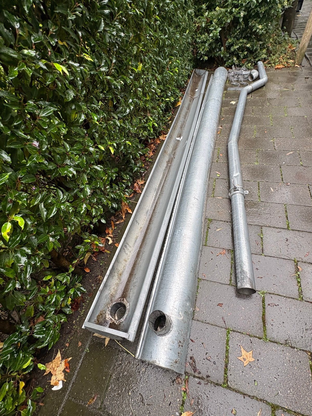 2x Zinken dakgoot 380 cm en regenpijp set met ophang bugels, Ophalen, Gebruikt, 4 tot 6 meter, Zink