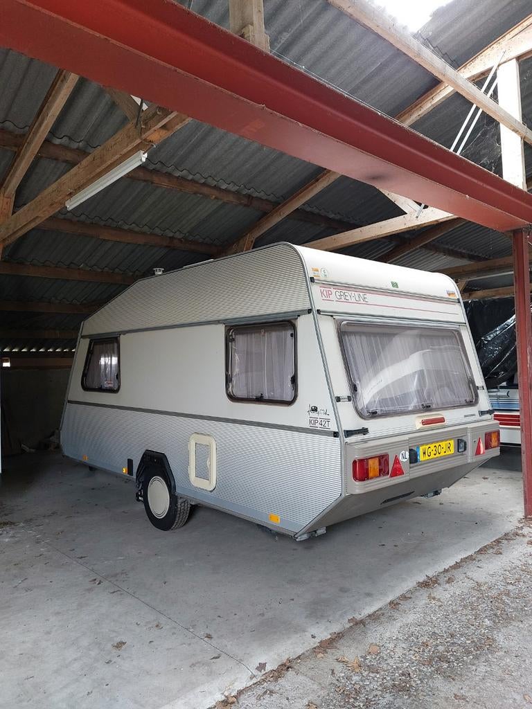 Kip 42T Greyline caravan 1991, Kip, Particulier, 500 - 750 kg, Koelkast