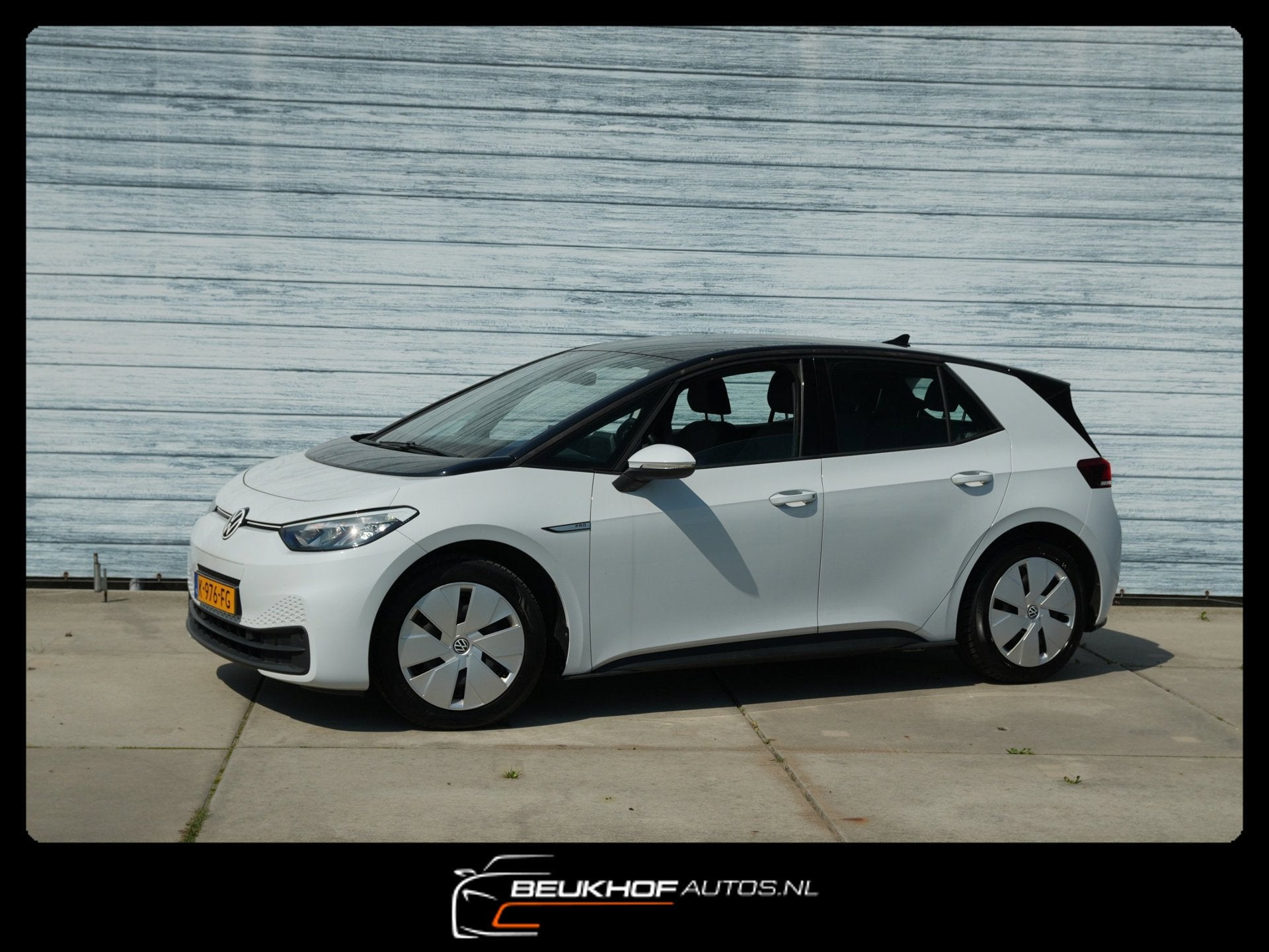 Volkswagen ID.3 58 kWh Adapt Cruise Carplay Navi Soh 92.3%, Auto's, Automaat, 966 min, Gebruikt, Zwart