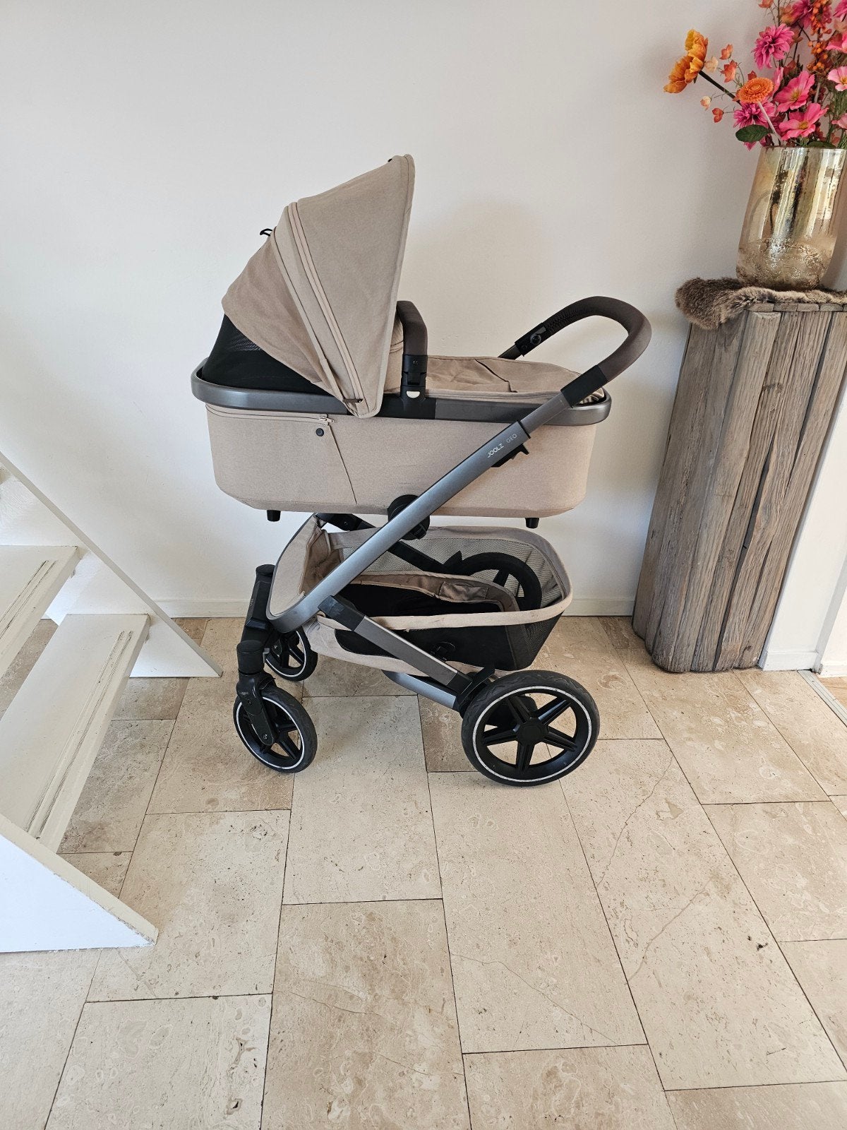 Joolz Geo3 Kinderwagen Taupe Compleet Met Maxicosi En Base, Ophalen, Zo goed als nieuw, Overige merken