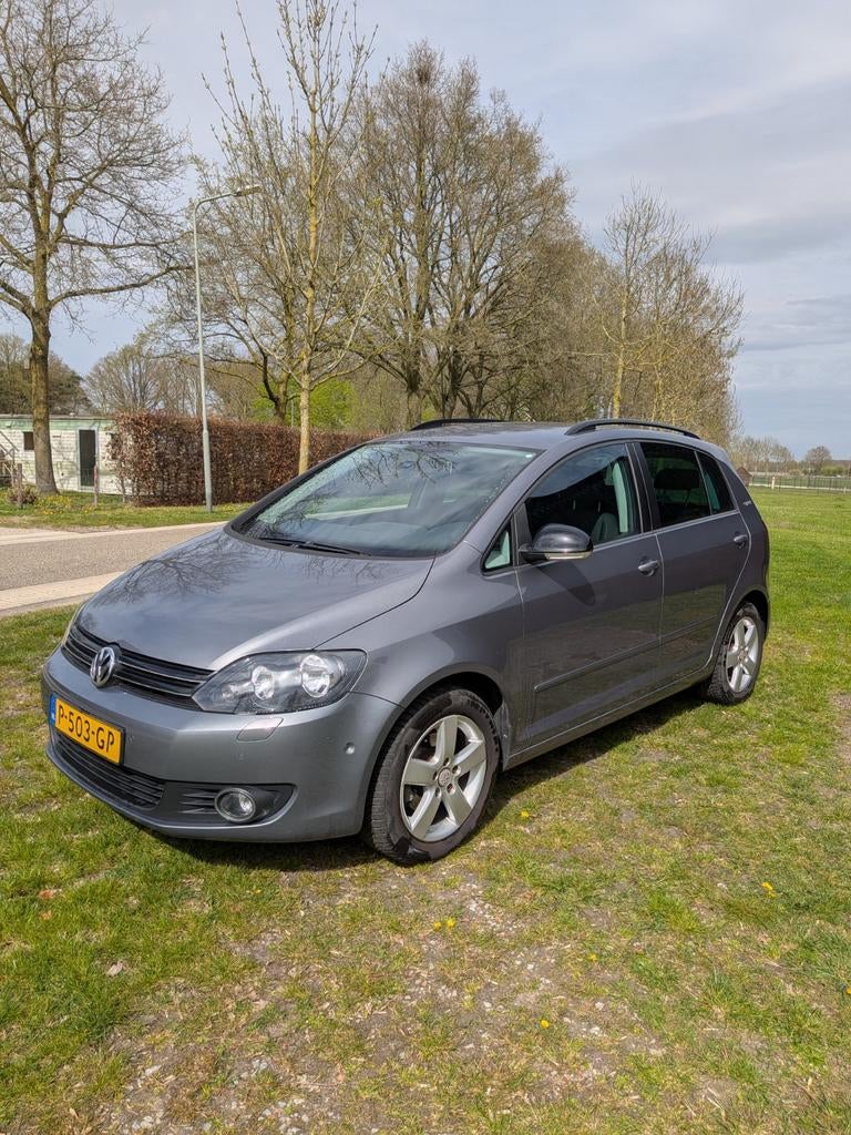 Volkswagen Golf Plus | 1.2 TSI |  77KW | Grijs | Benzine |, Stof, 4 cilinders, 1200 kg, Handgeschakeld