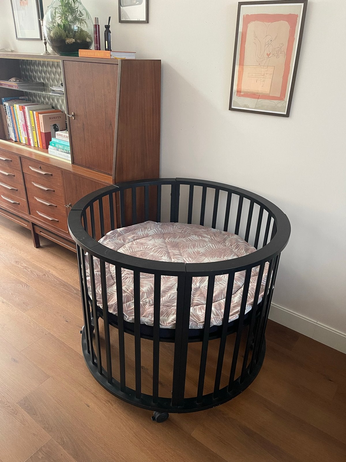 Europe Baby ronde box met matras, hoeslaken en boxkleed, Kinderen en Baby's, Boxen, Ophalen, Gebruikt, Rond, Boxkleed