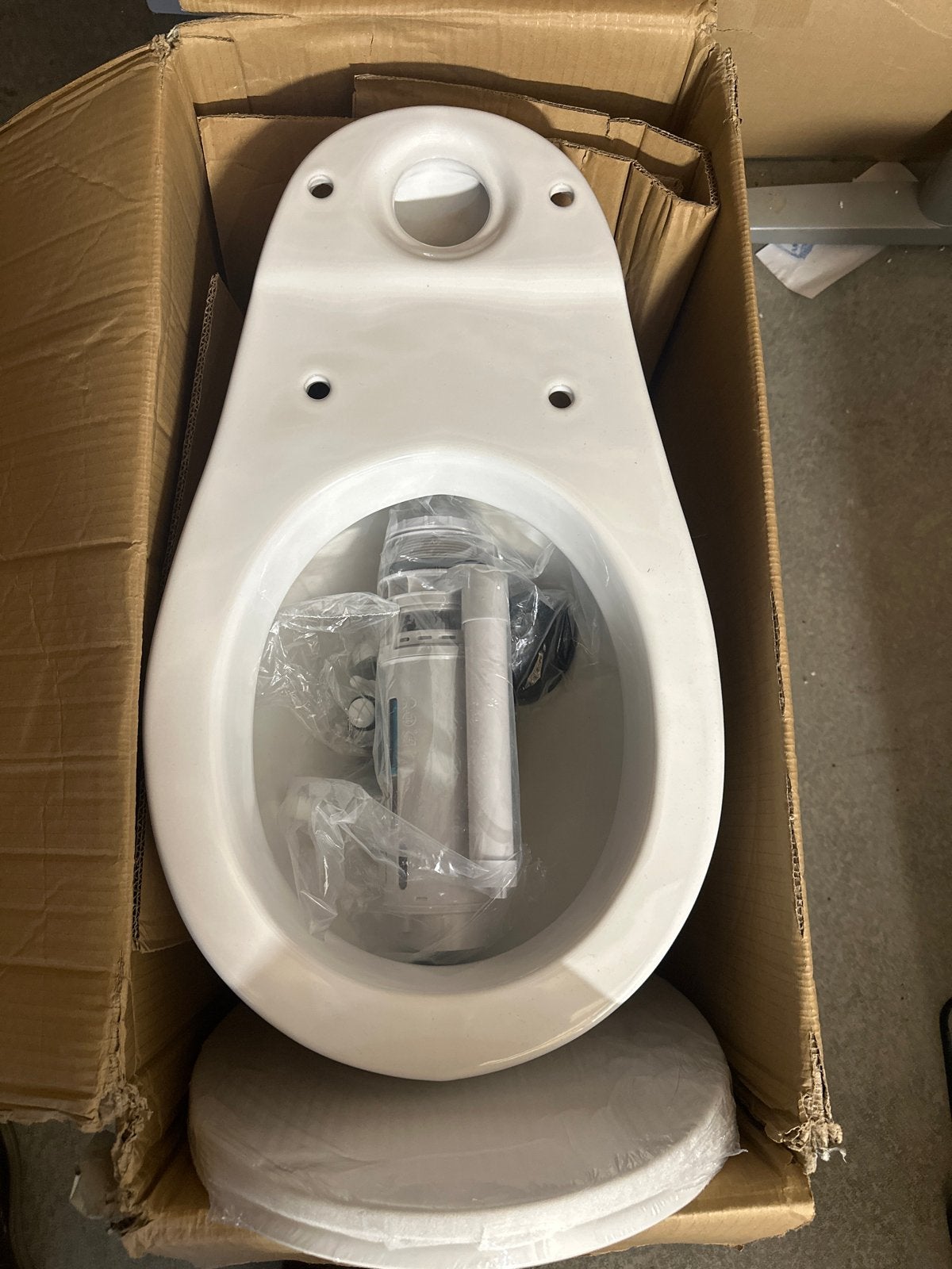 Nieuw Differns Duoblok Toilet Keramiek, Ophalen, Steen, ., Nieuw