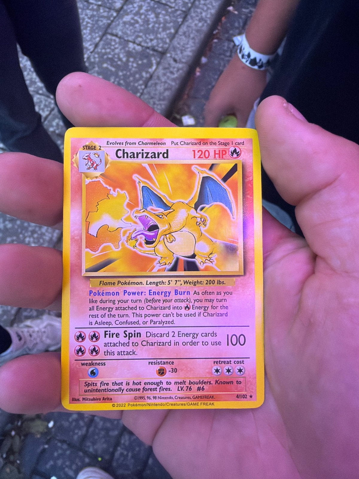 Pokémon Kaart Charizard 120 HP (2022 reprint), Ophalen, Zo goed als nieuw, Losse kaart