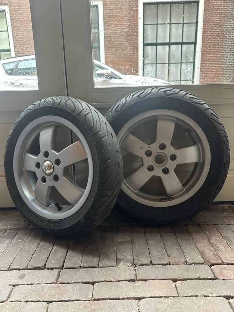 Vespa GTS Wielen met Michelin Banden, Ophalen of Verzenden