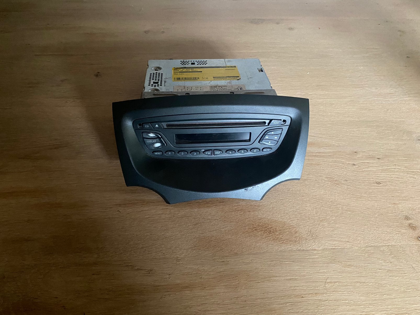 Ford ka 2010 radio, Ophalen of Verzenden, Ford