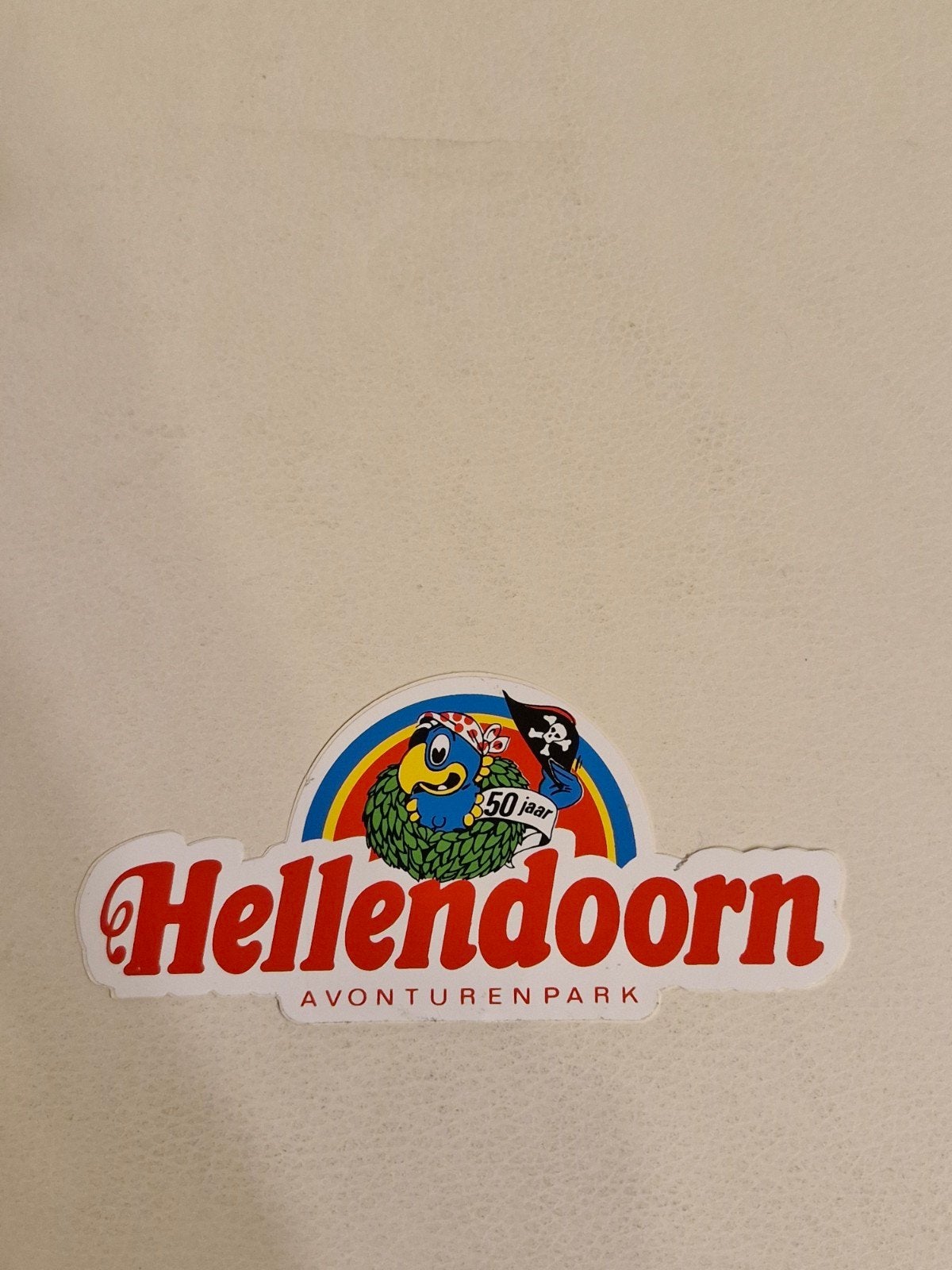 258 Sticker Hellendoorn Avonturenpark 50 jaar, Verzamelen, Ophalen of Verzenden, Gebruikt, Overige typen