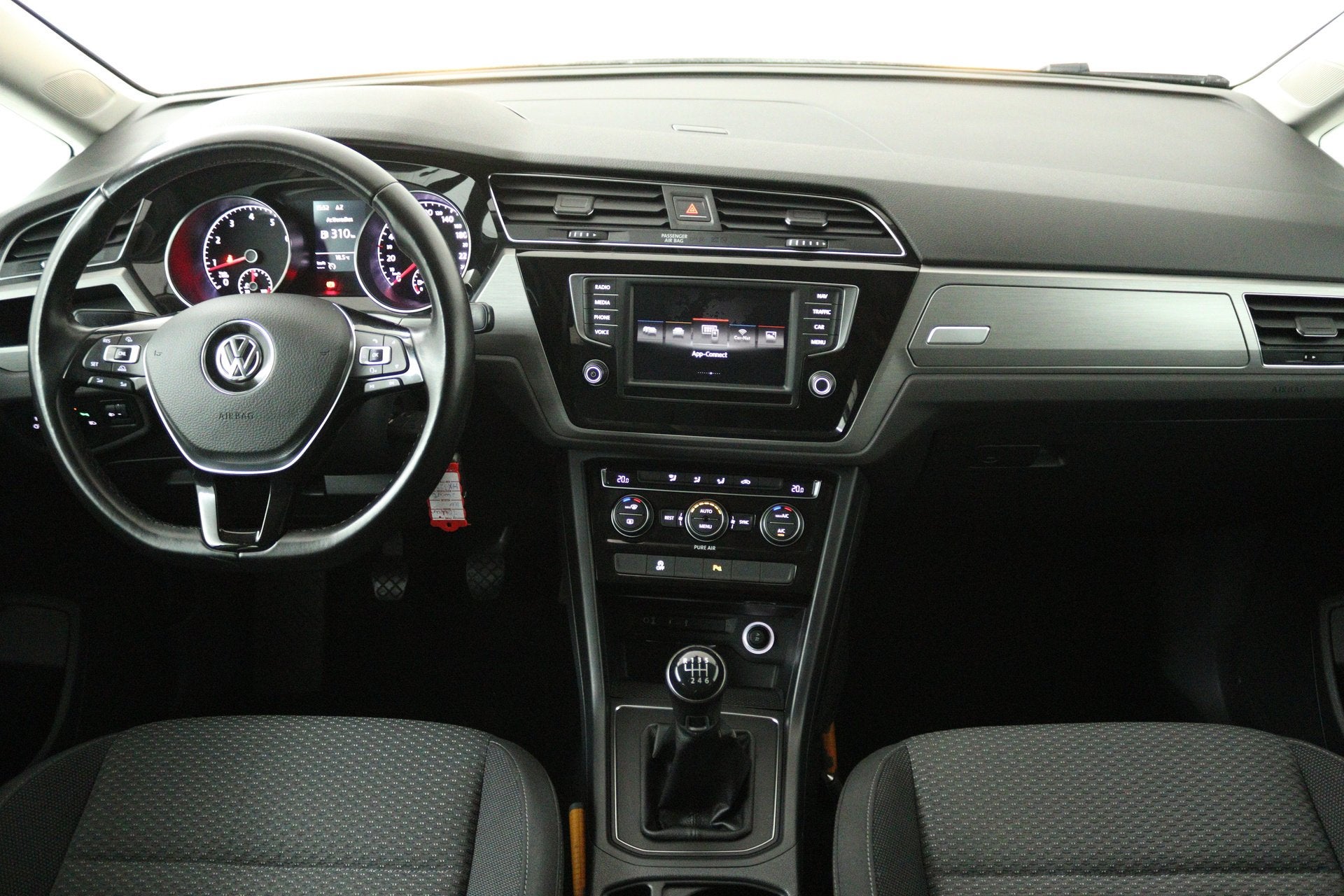 Volkswagen Touran 1.2 TSI Comfortline (CRUISE CONTROL, NAVIG, Auto's, Voorwielaandrijving, Stof, Gebruikt, 4 cilinders