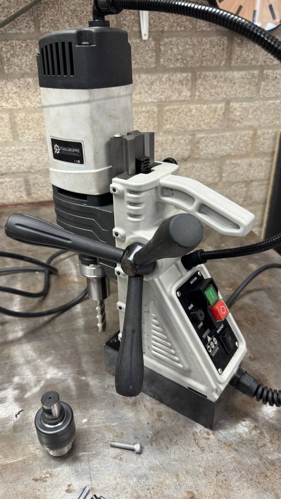 Stahlgruppe SG450M Magneetboormachine 1600W, Ophalen, Gebruikt, 600 watt of meer, Boormachine