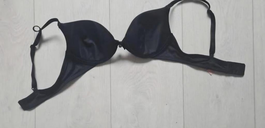 Bh 75 A Hunkemoller zgan, Hunkemöller, Ophalen of Verzenden, Zwart, BH
