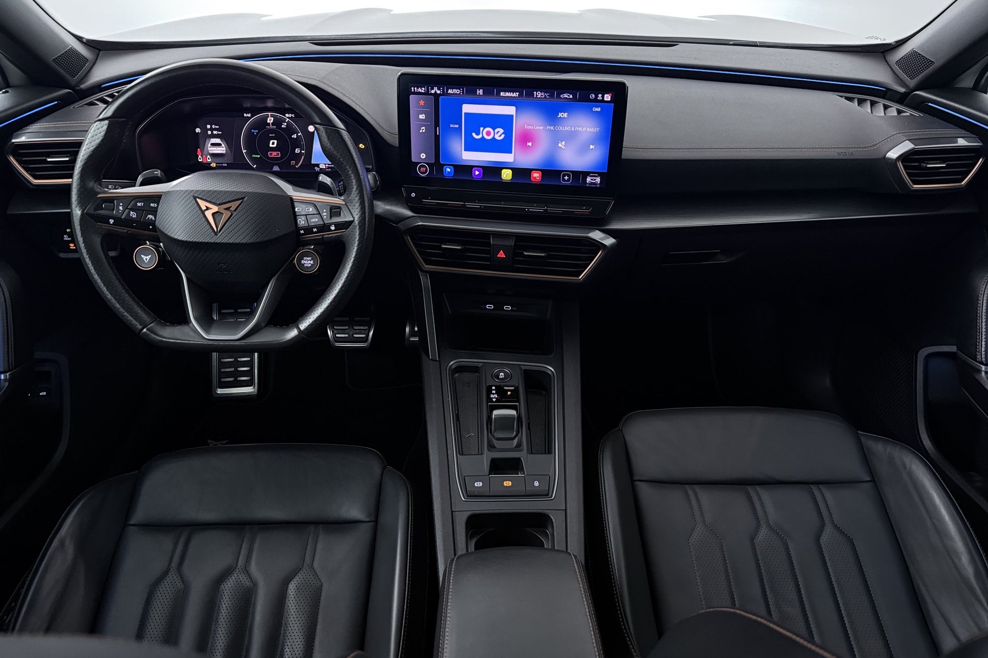 Cupra Formentor 1.4 e-Hybrid VZ Copper Edition (PANORAMADAK,, Auto's, Cupra, Gebruikt, 4 cilinders, Wit, Hybride Elektrisch/Benzine