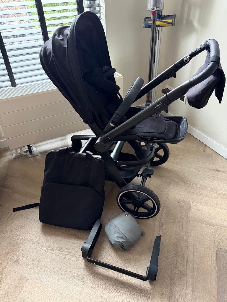 Joolz Hub+ (Plus) Kinderwagen + Accessoires (twv €200+), Verstelbare duwstang, Zo goed als nieuw, Ophalen, Kinderwagen