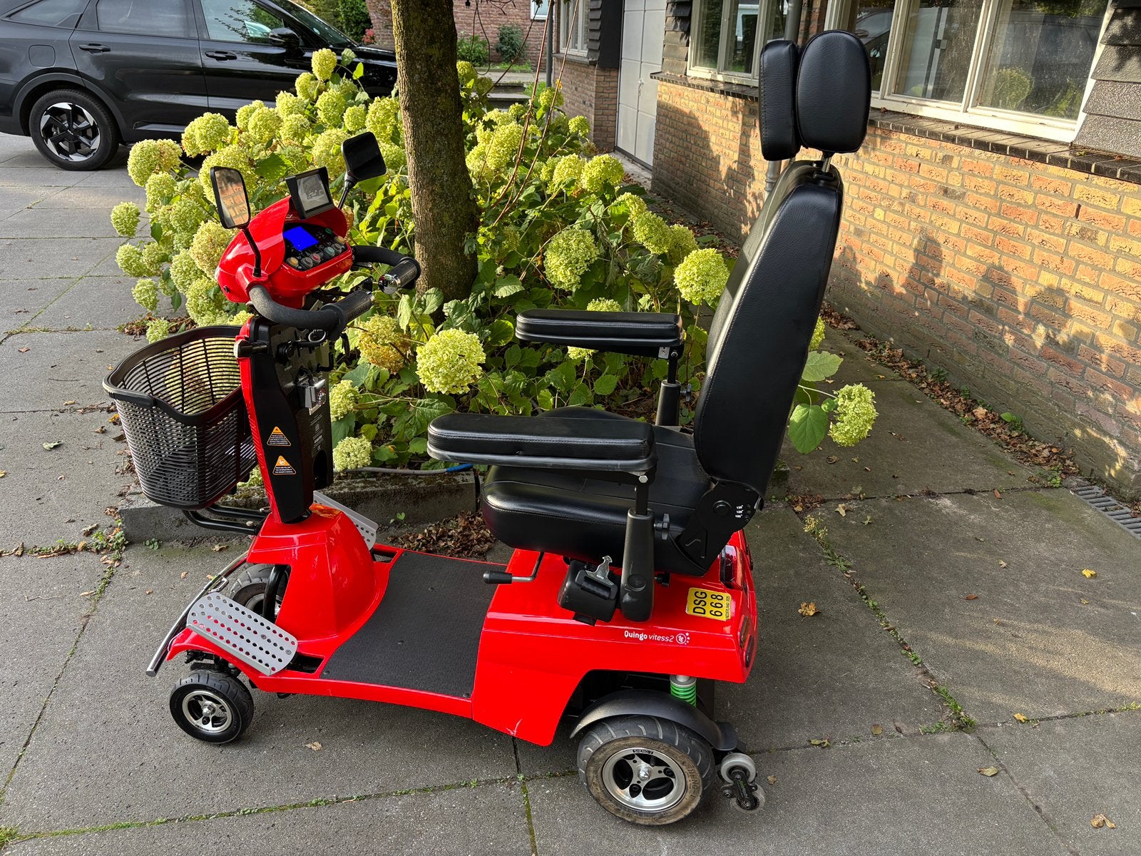 Quinho vitess 2 scootmobiel, Ophalen, Zo goed als nieuw, Elektrische rolstoel