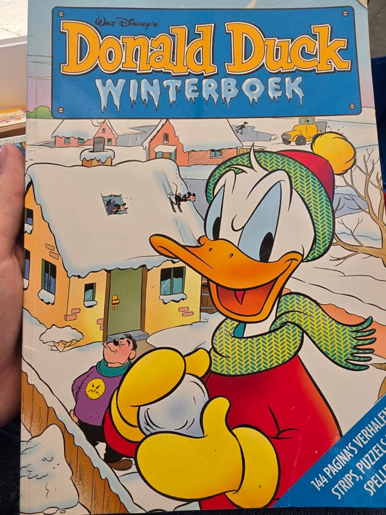 Donald Duck Winterboek - Klassiek stripboek, Eén stripboek, Ophalen of Verzenden, Gelezen, Walt Disney