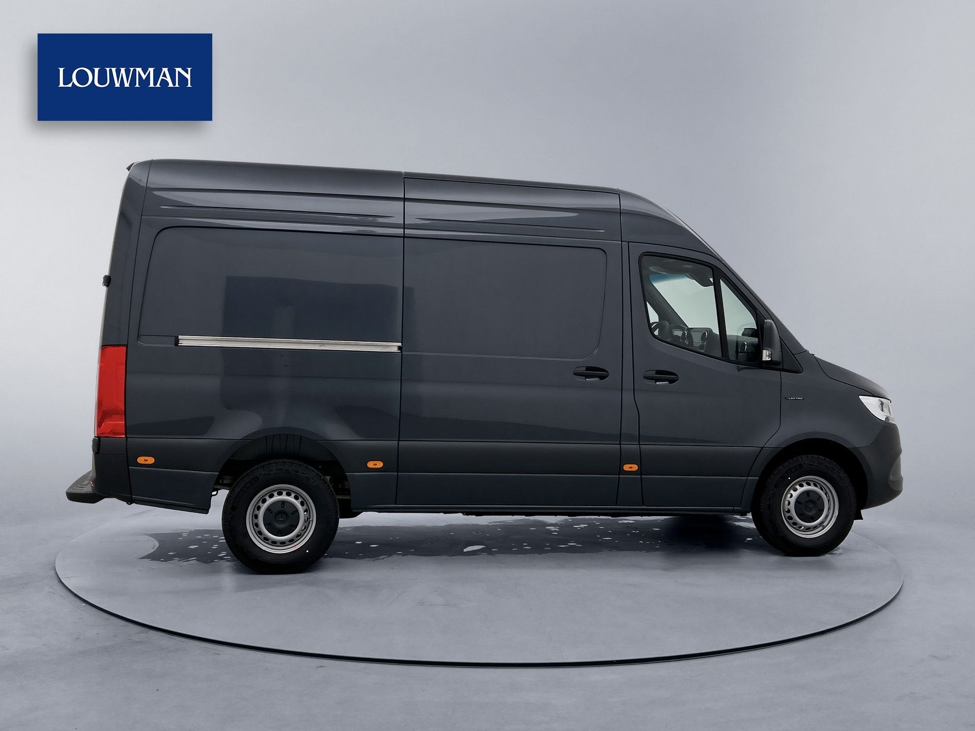 Mercedes-Benz eSprinter 0,99% RENTE - 320 L2H2 PRO RWD 81kWh, Automaat, 2741 kg, Mercedes-Benz, Nieuw