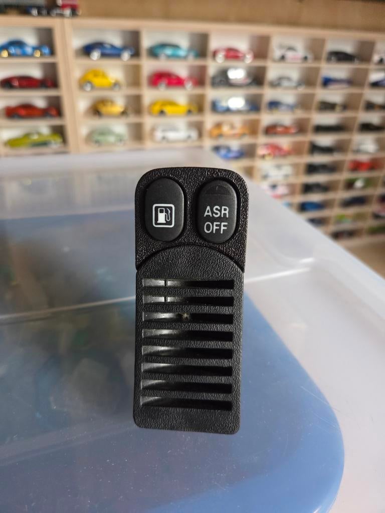 Alfa Romeo GT 937 Tankklep & ASR Schakelaar Nieuw, Auto-onderdelen, Brandstofsystemen, Ophalen of Verzenden, Nieuw, Alfa Romeo