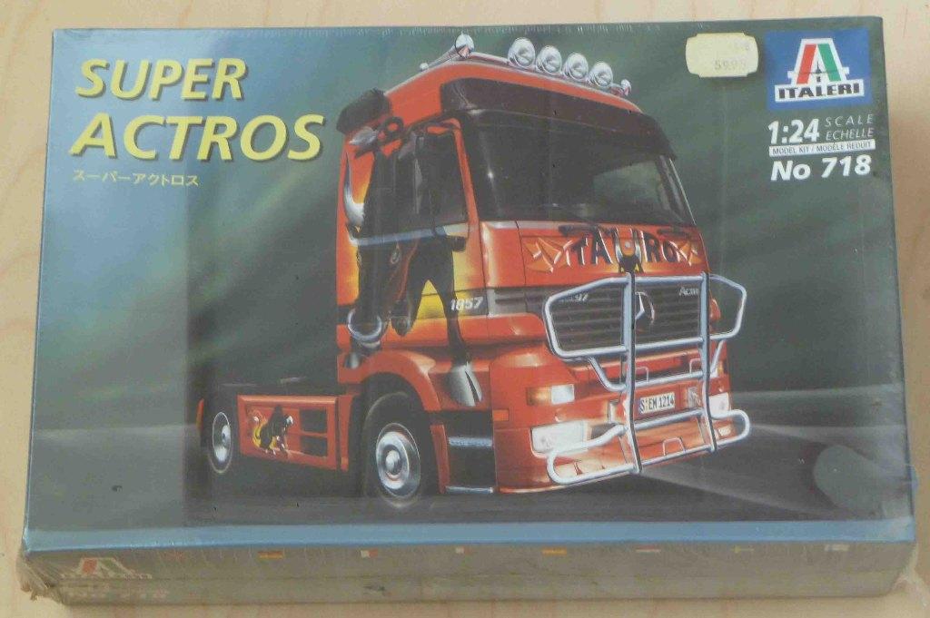 Super Actros (Italeri), 1:50 of kleiner, Italeri, Nieuw, Ophalen of Verzenden