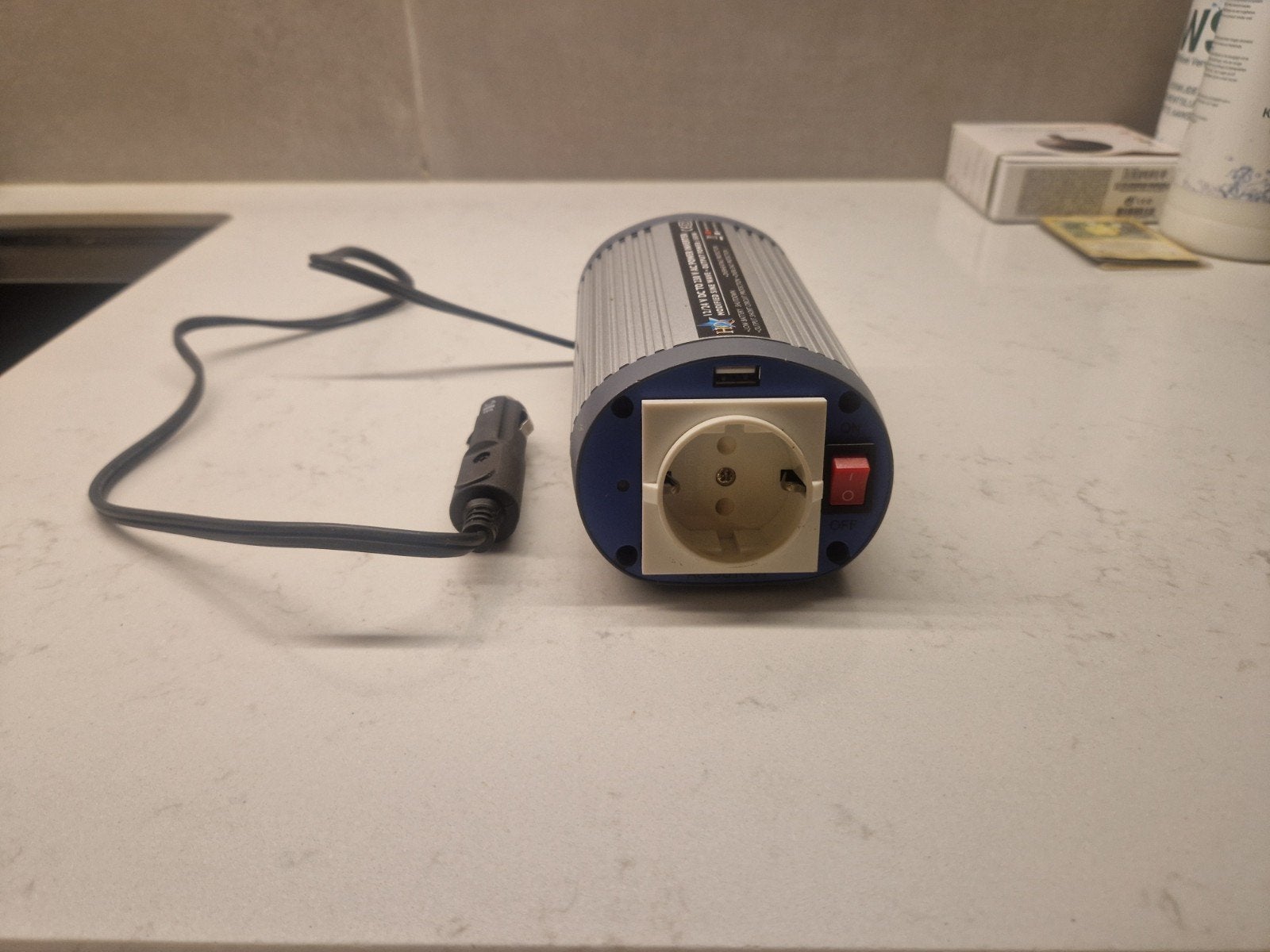 HQ Power Inverter 150W - DC naar AC omvormer, Ophalen of Verzenden, Gebruikt