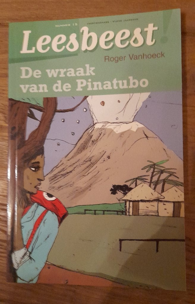 Roger Vanhoeck - De wraak van de Pinatubo (Leesbeest), Ophalen of Verzenden, Gelezen, Leesbeest, Fictie