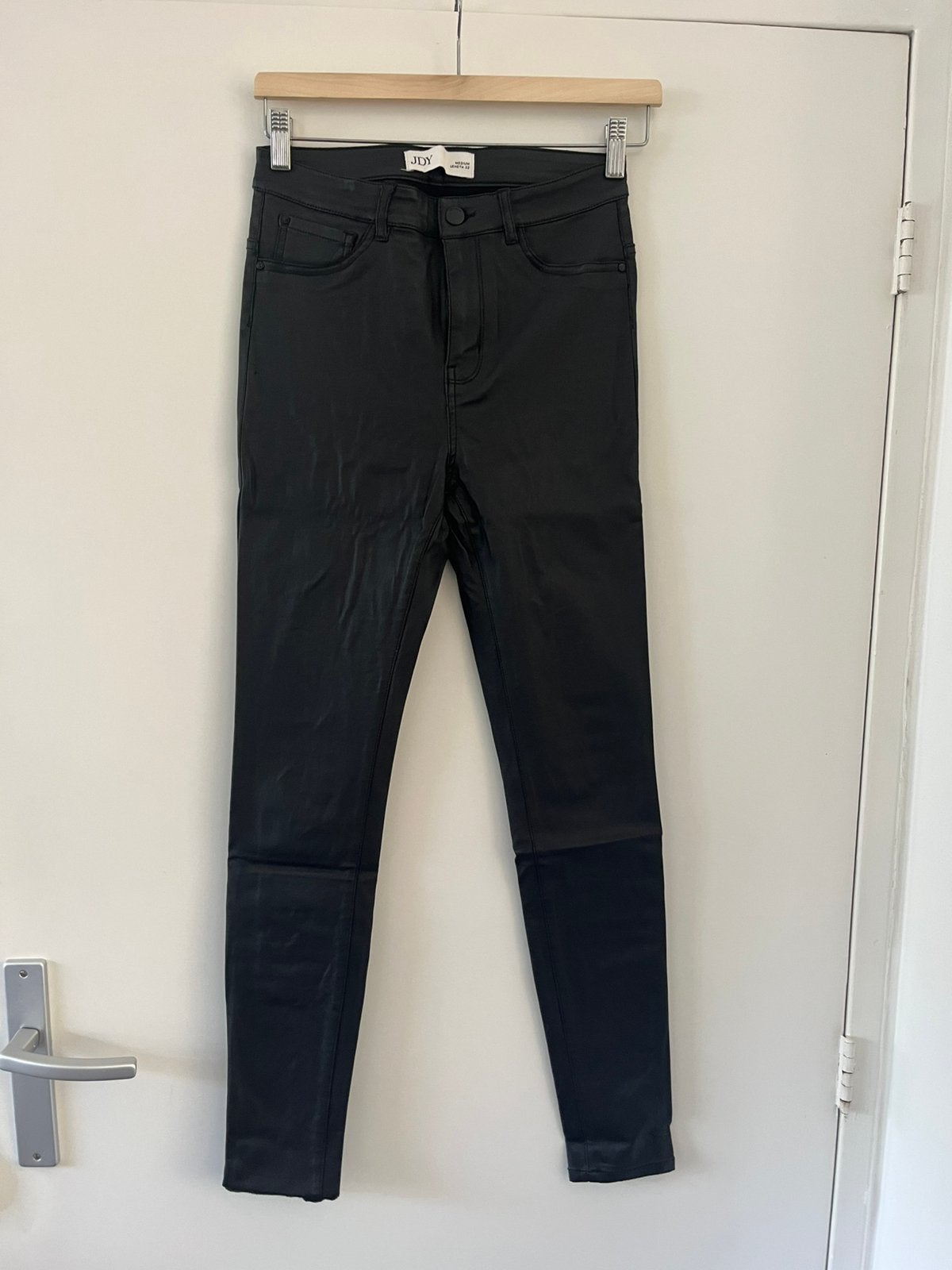 JDY broek dames maat M / 38 - 32, Maat 38/40 (M), Zwart, Ophalen of Verzenden, Lang