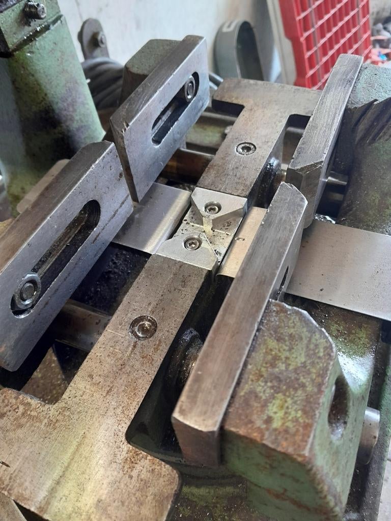 Bewo zaagmachine, Doe-het-zelf en Verbouw, Gereedschap | Zaagmachines, Ophalen, 1200 watt of meer, Afkortzaag, 70 mm of meer
