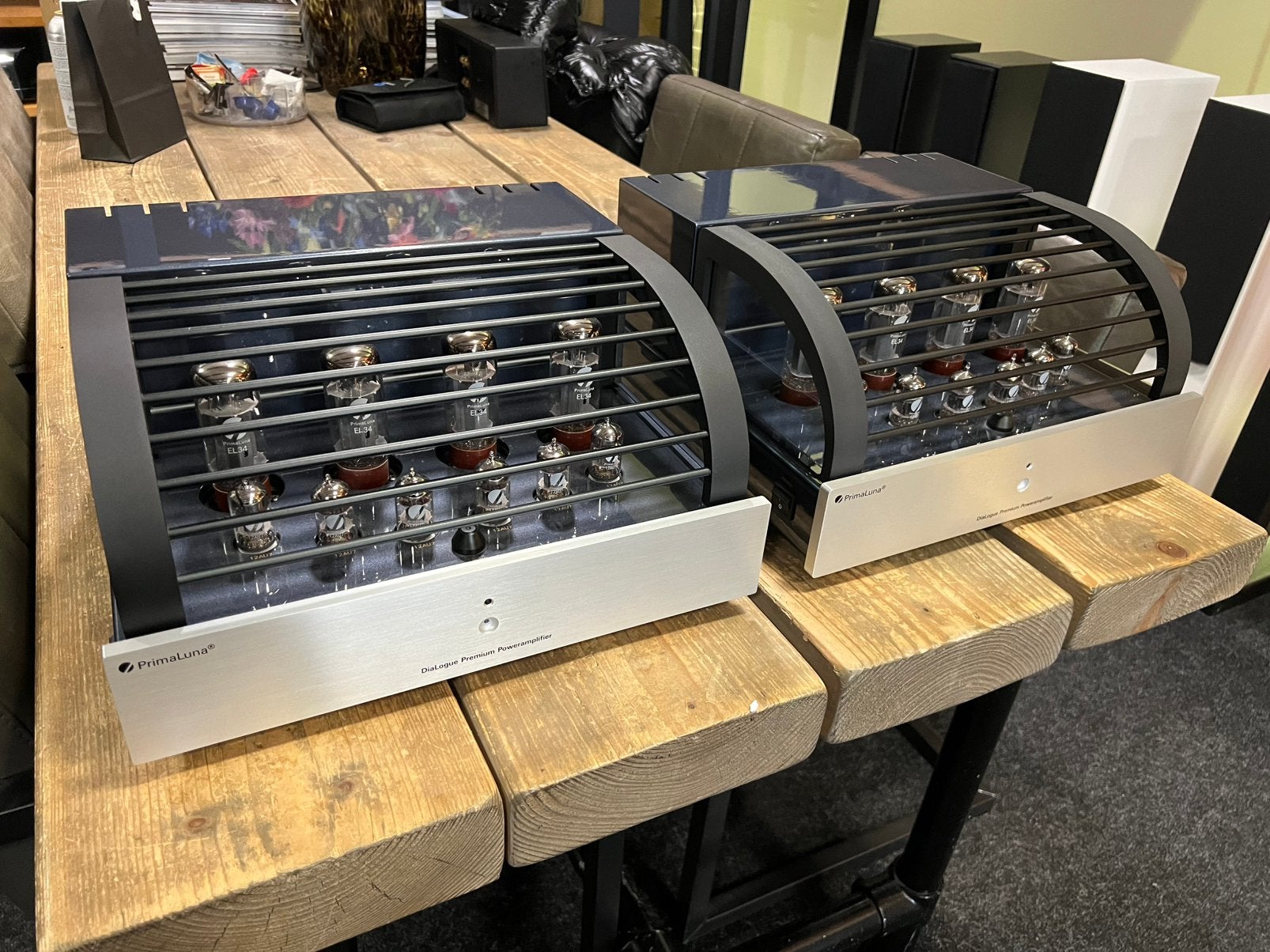 PrimaLuna Dialogue Premium  poweramp, Ophalen, Versterker