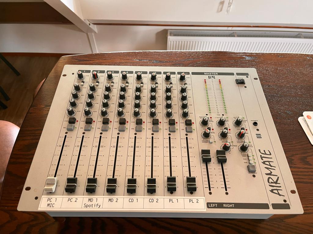 D&R airmate mengtafel - mixer / dateq orban eela, Ophalen of Verzenden, Zo goed als nieuw, Audio