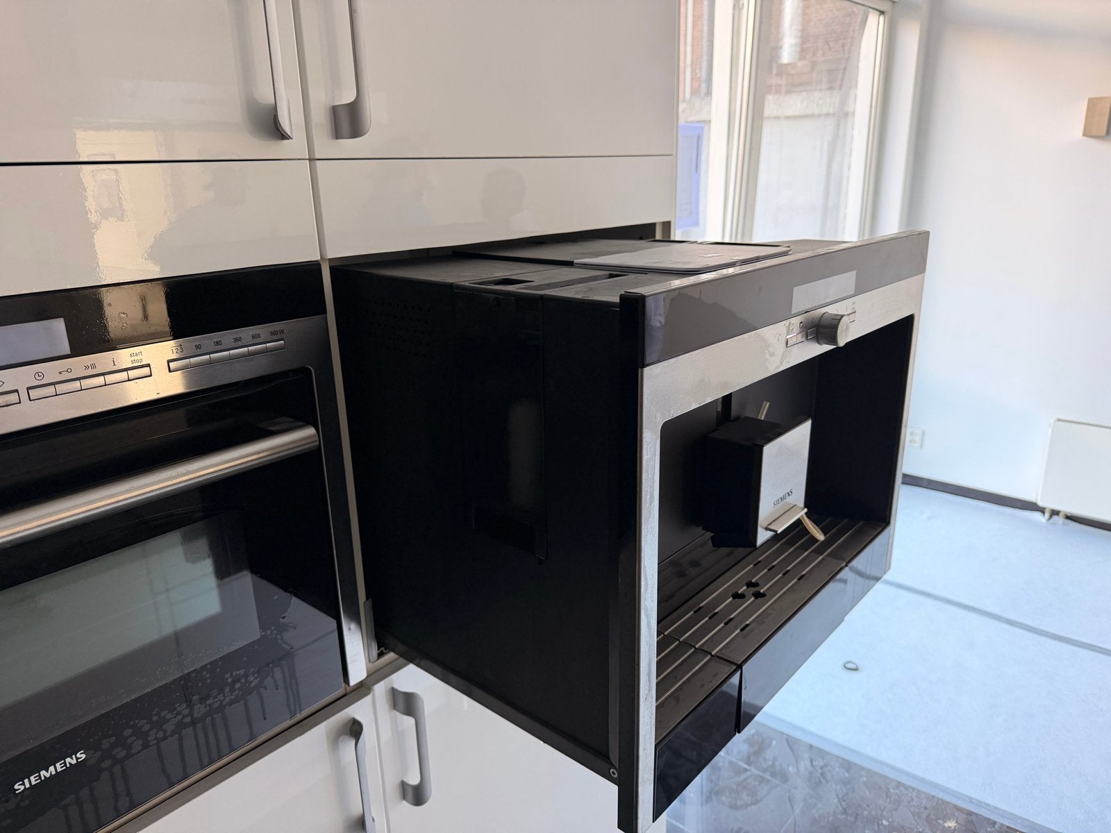 Siemens Inbouw Koffiemachine - Defecte sensor. Zelf reparern, Witgoed en Apparatuur, Ophalen, Afneembaar waterreservoir, Koffiemachine