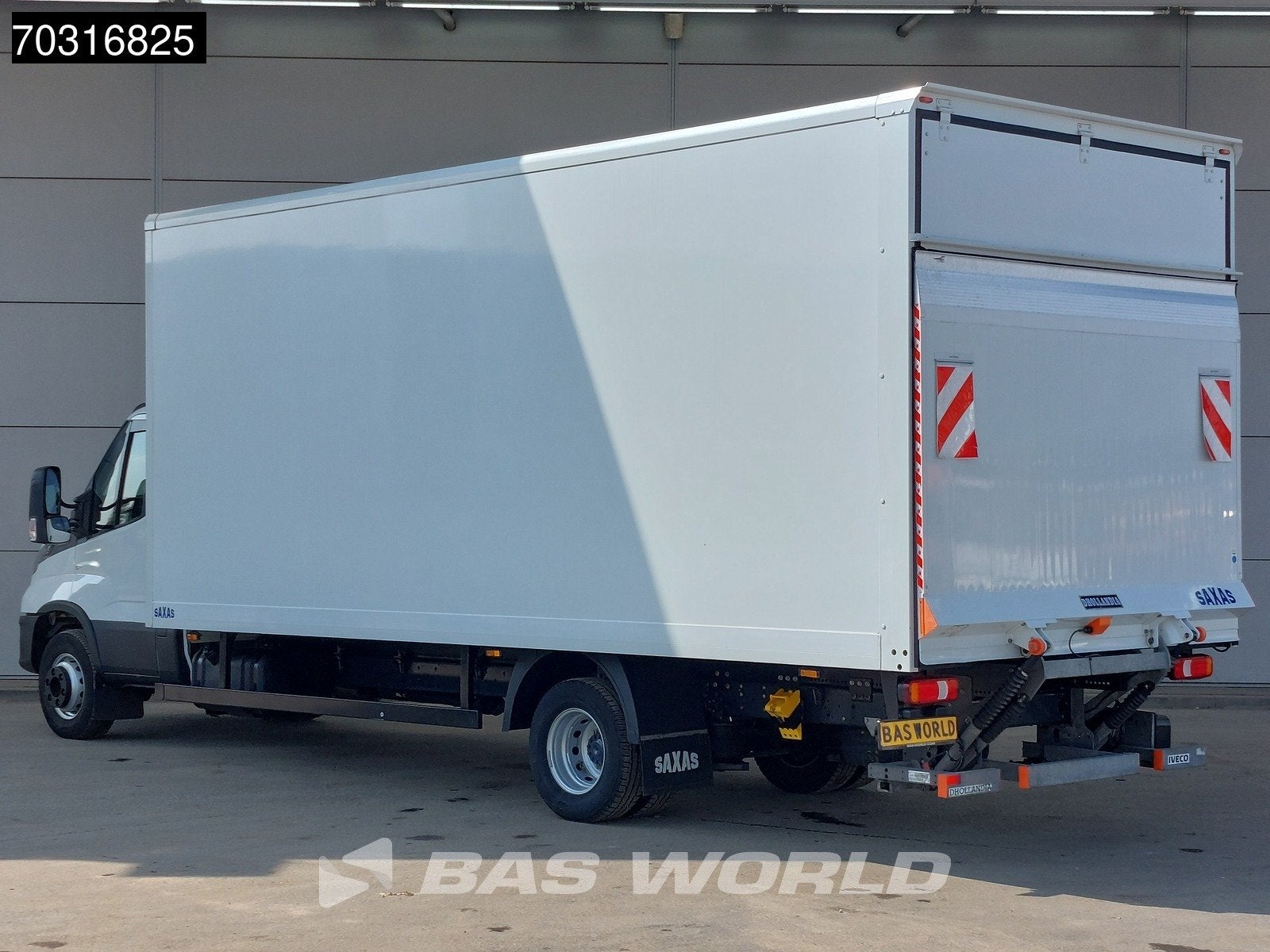 Iveco Daily 72C18 3.0L Automaat 1000KG Laadklep Luchtvering, Automaat, Stof, Gebruikt, Euro 6