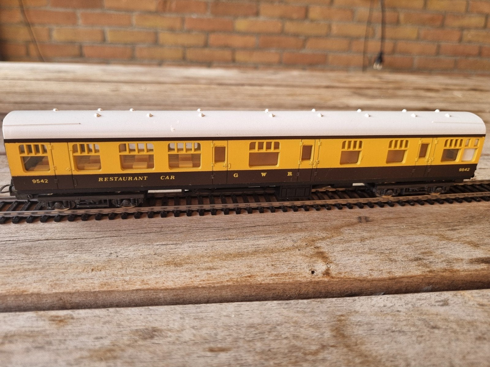 Lima GWR Restaurant Car 9542 - Gebruikt, Hobby en Vrije tijd, Modeltreinen | Overige schalen, Overige merken, Gebruikt, Gelijkstroom