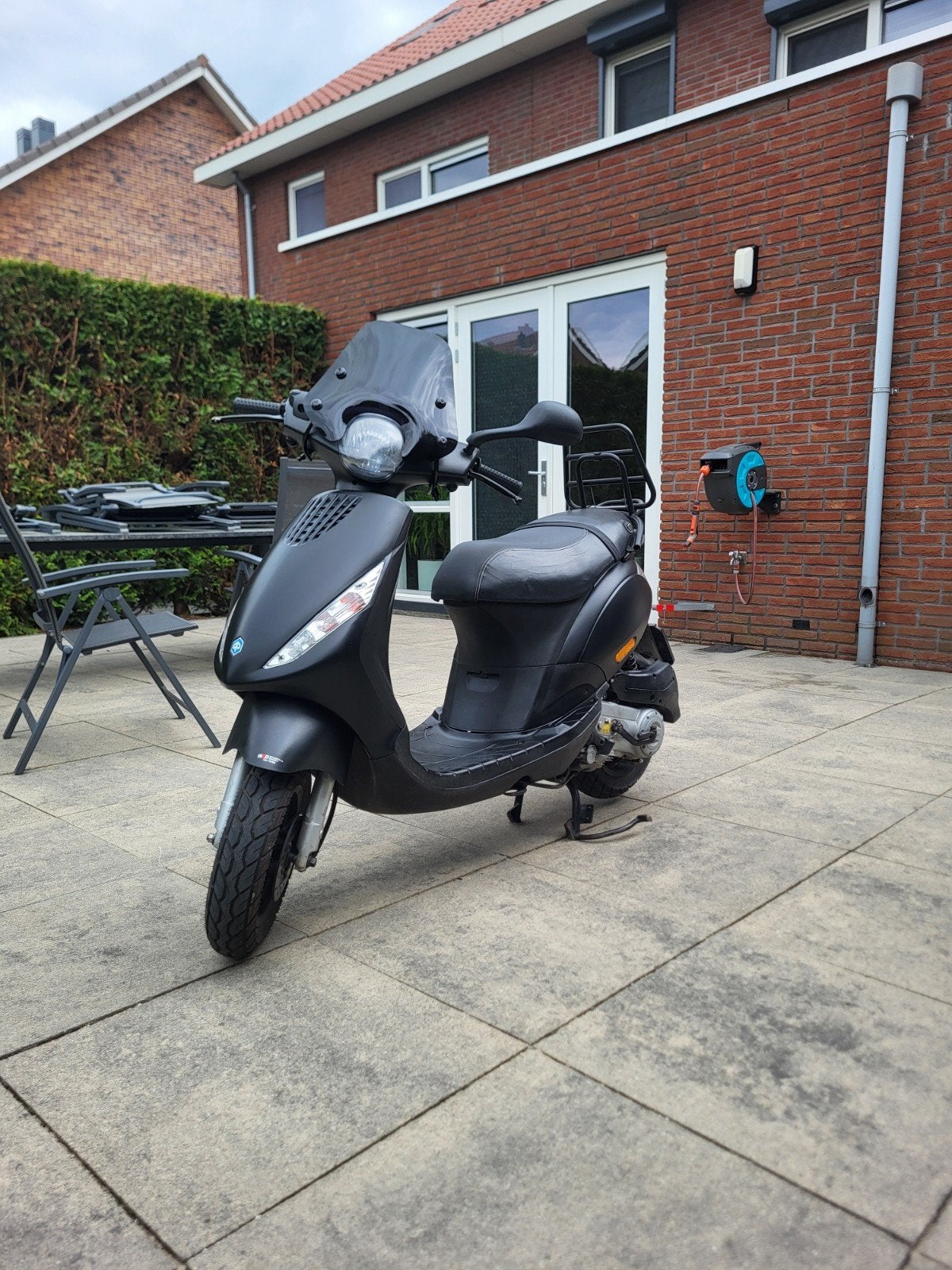 Piaggio Zip 4t 2v Scooter 9.800 km, Ophalen, Benzine, Zip