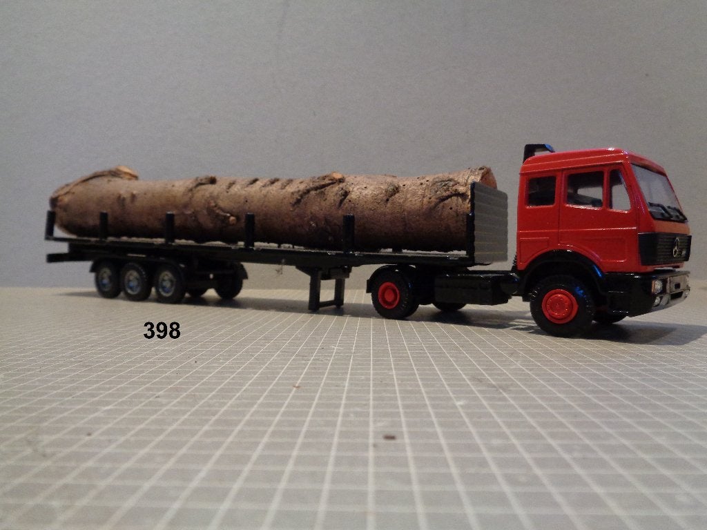 lion/joal mb met open trailer en boomstam als lading, Ophalen of Verzenden, Zo goed als nieuw, Bus of Vrachtwagen, Overige merken
