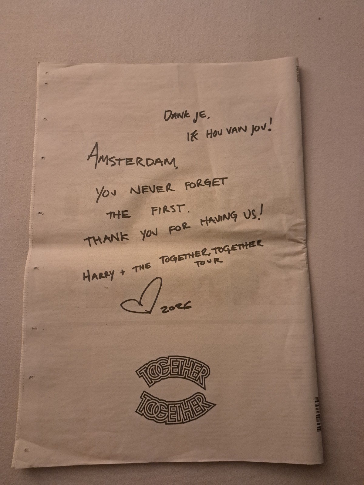 Krantenbericht Harry Styles - Het Parool, Boeken, Ophalen of Verzenden, Zo goed als nieuw, Krant