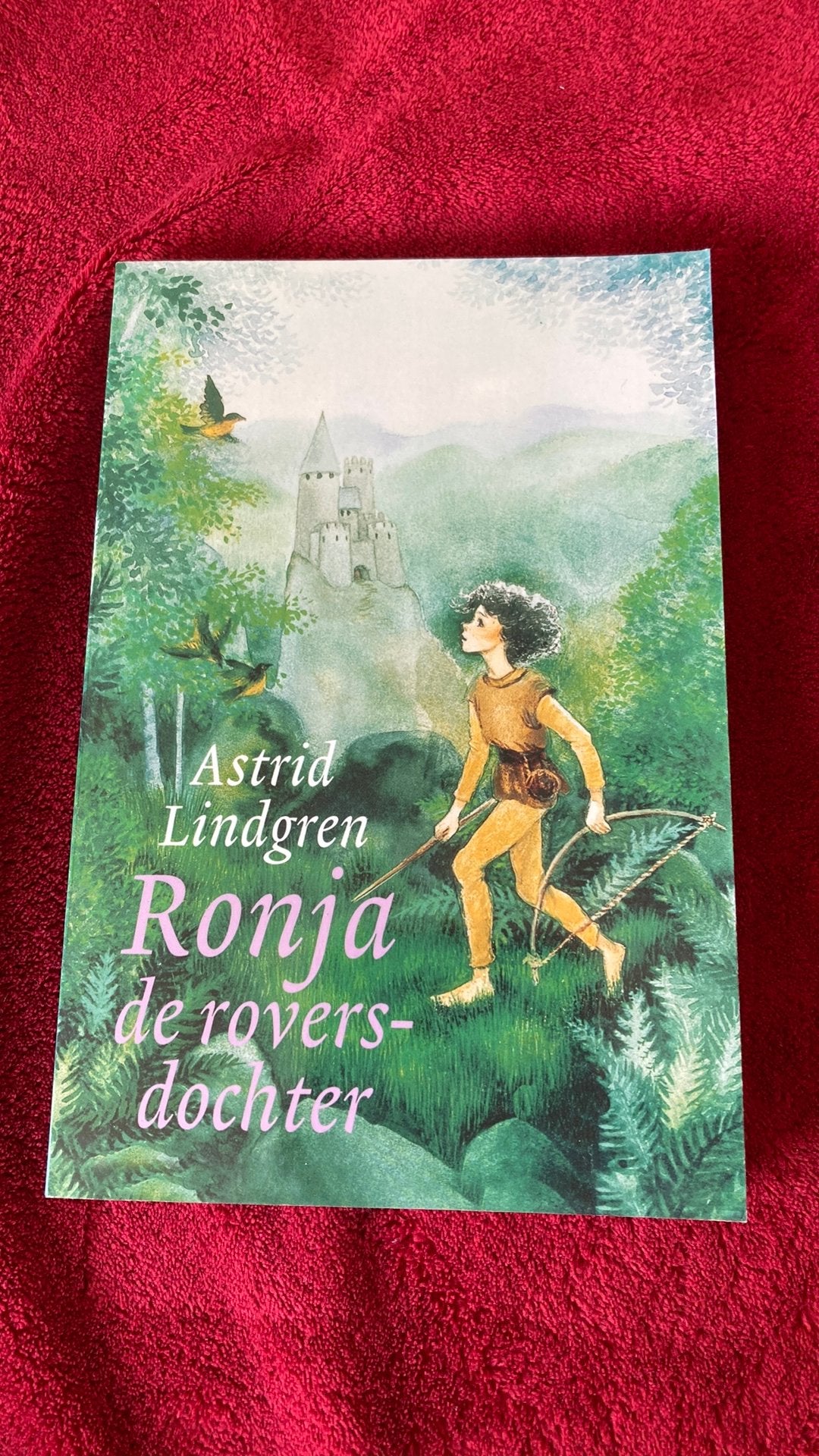Astrid Lindgren - Ronja de roversdochter, Ophalen of Verzenden, Gelezen, Astrid Lindgren