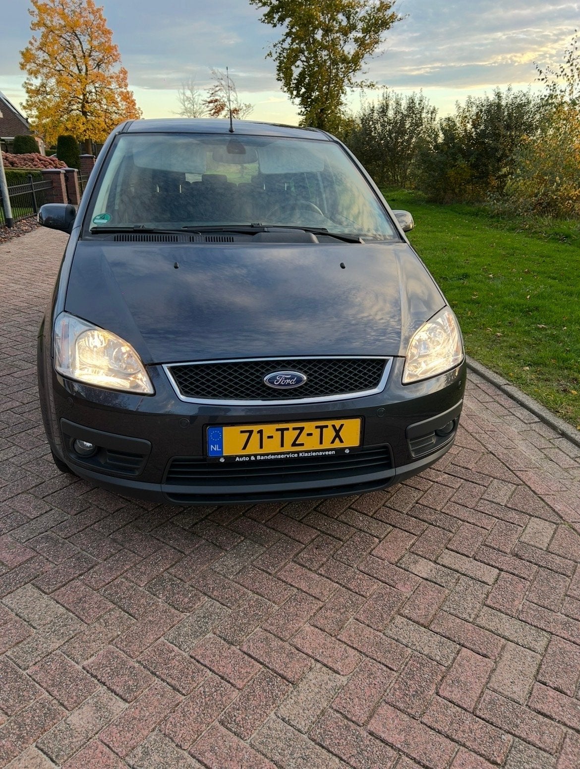 Ford C-Max 2.0 107KW 2007 Grijs 1e eigenaar met weinig km!, Auto's, Voorwielaandrijving, 145 pk, Zwart, 4 cilinders