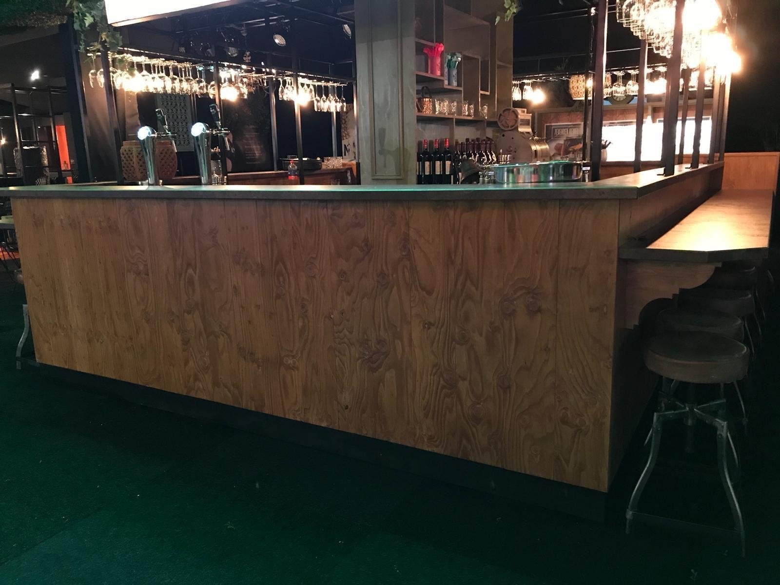 Complete barinrichting - Horeca, Zakelijke goederen, Ophalen, Gebruikt, Barinrichting