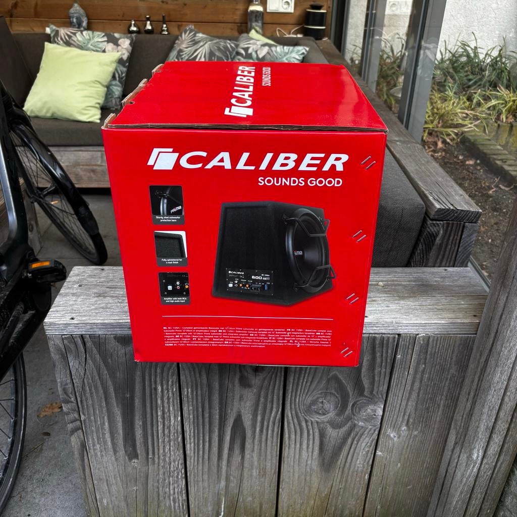 Caliber BC112SA Auto Subwoofer NIEUW IN DOOS, Auto diversen, Ophalen of Verzenden, Zo goed als nieuw