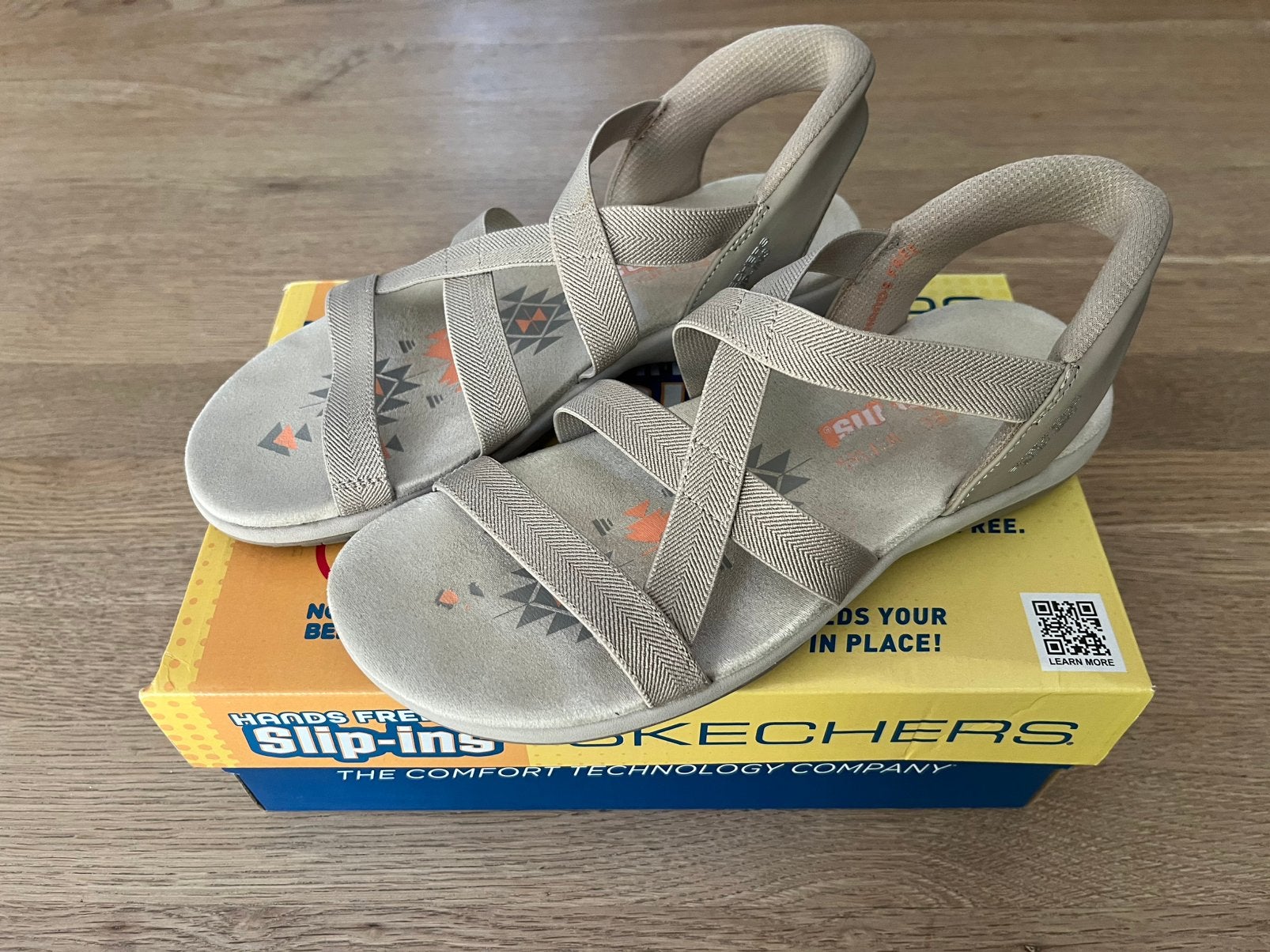 Zo goed als nieuwe sandalen Skechers Slip-ins, Overige kleuren, Zo goed als nieuw, Sandalen of Muiltjes, Ophalen of Verzenden