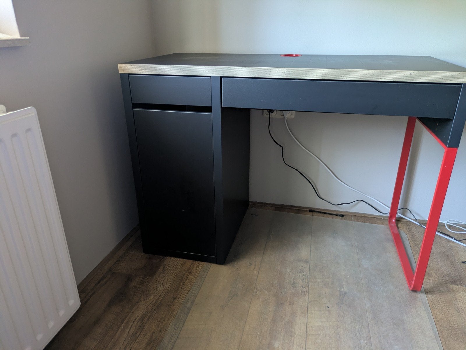 IKEA MICKE Bureau - Zwart/Hout met ladeblok, Ophalen, Gebruikt, Spaanplaat of MDF, IKEA