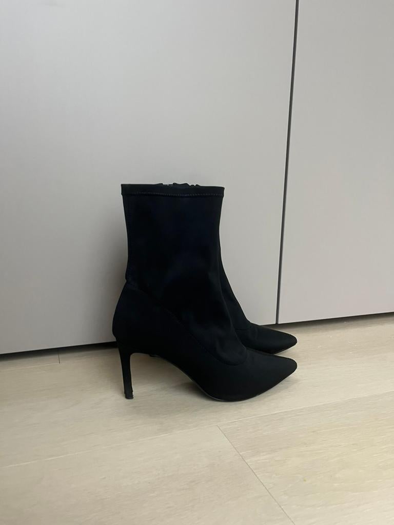 Zalando hakken maat 40 zgan, Kleding | Dames, Schoenen, Ophalen of Verzenden, Zo goed als nieuw, Zwart