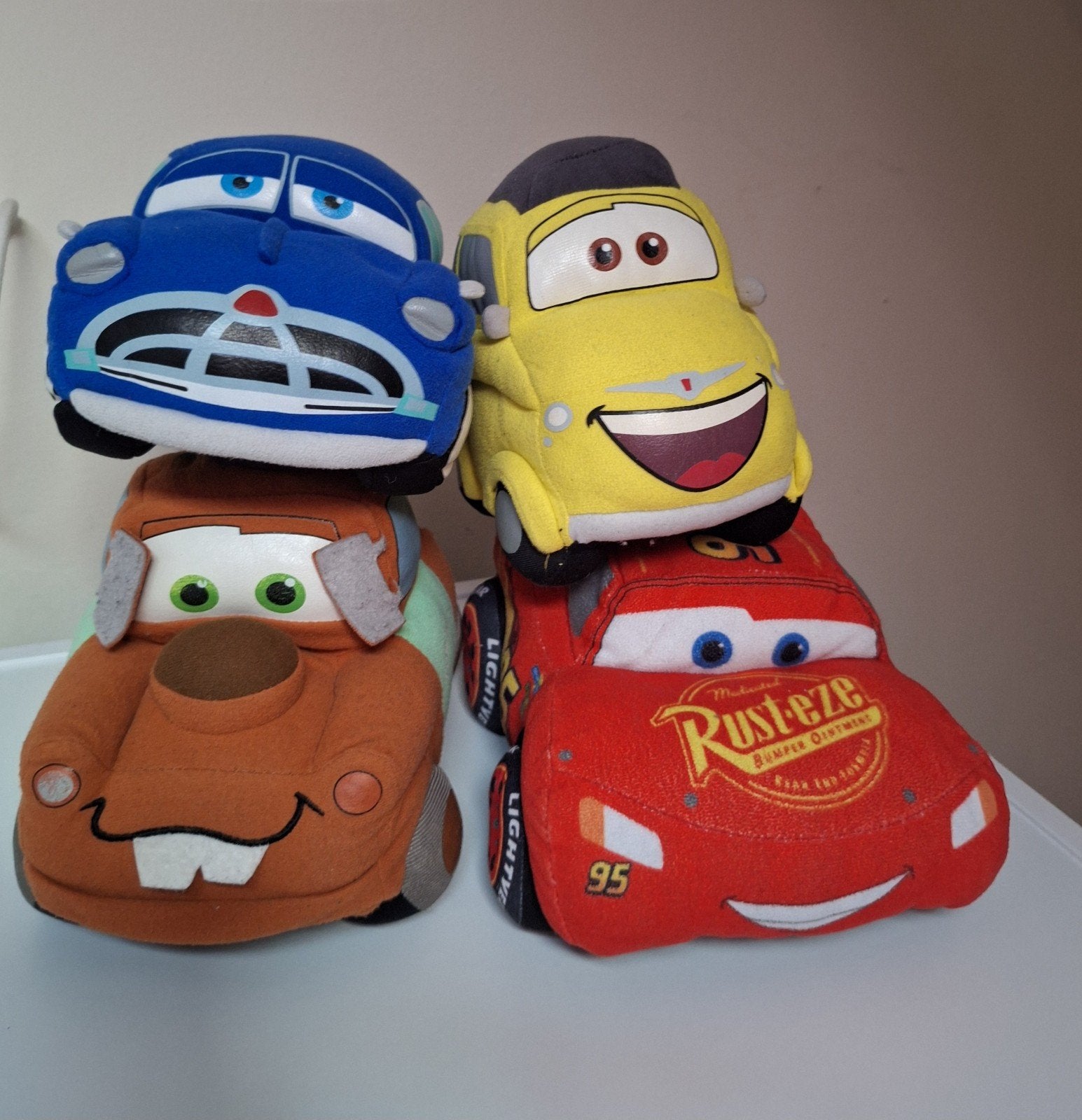 CARS Knuffel 🚘🏆 Bliksem mc Queen Takel Hudson Hornet Luigi, Disney, Overige typen, Ophalen of Verzenden, Zo goed als nieuw