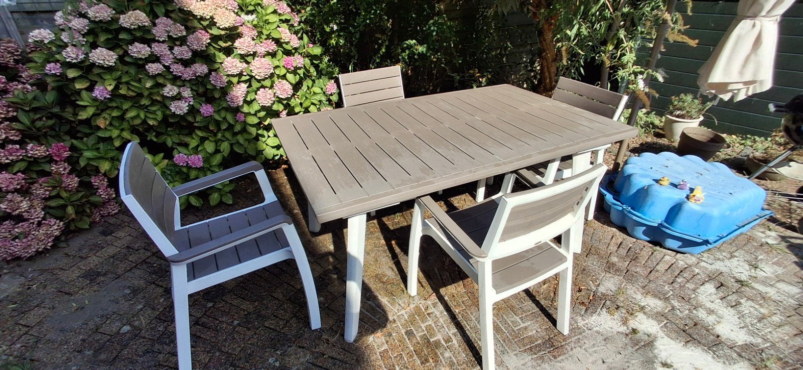 Keter Harmony uitschuifbare tuintafel + 8 tuinstoelen, Ophalen, Gebruikt, Kunststof