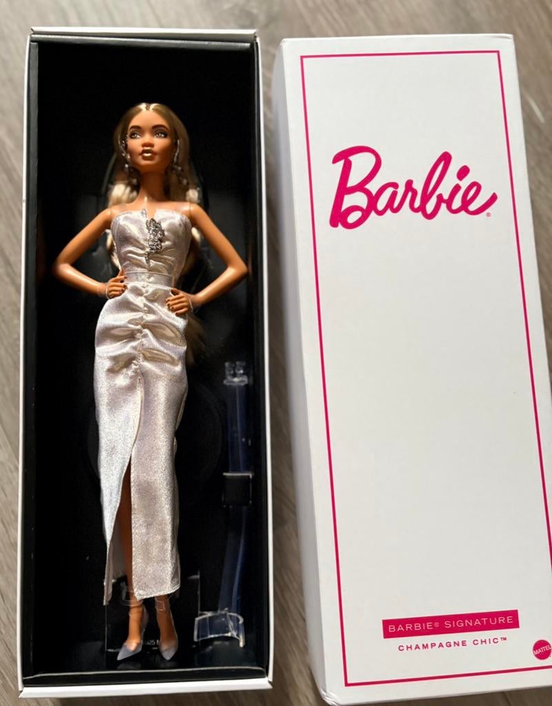 Barbie champagne chic nrfb, Ophalen of Verzenden, Zo goed als nieuw, Fashion Doll