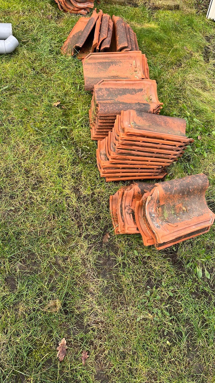 Gebruikte dakpannen van klei - diverse hoeveelheden, Doe-het-zelf en Verbouw, Dakpannen en Dakbedekking, Ophalen, Gebruikt, Steen of Klei