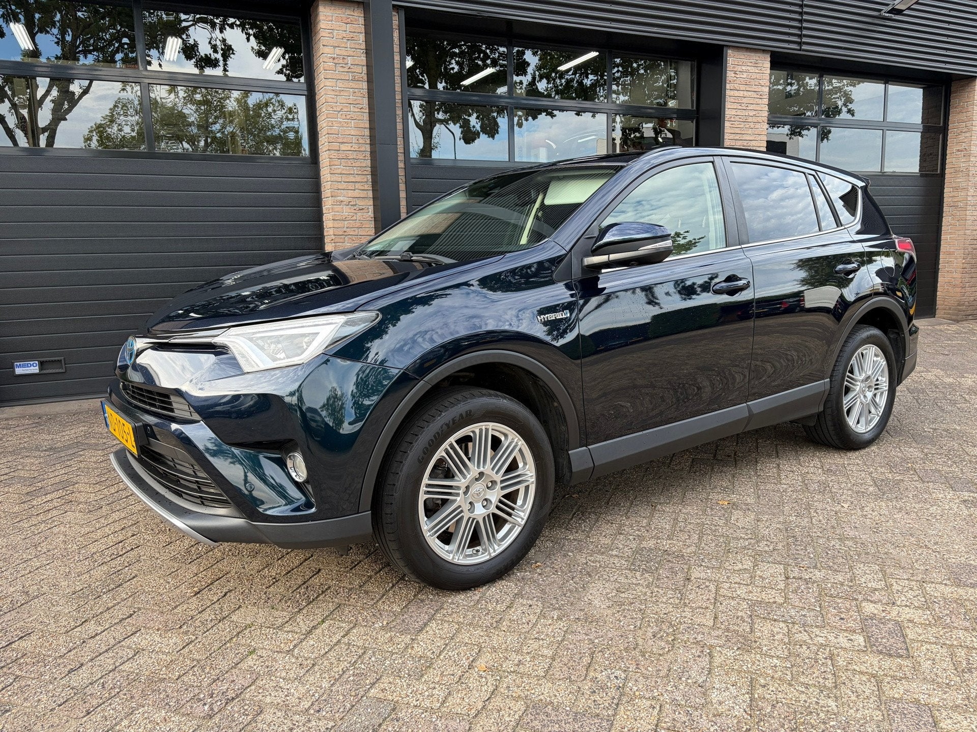 Toyota RAV4 2.5 Hybrid AWD Executive Trekhaak