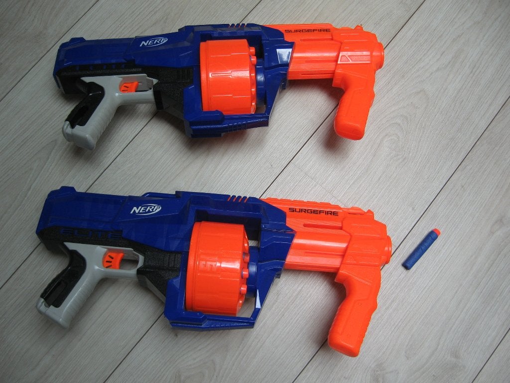 Nerf superfire NERF pistool v pijltjes  €10,- perstuk, Ophalen of Verzenden, Zo goed als nieuw