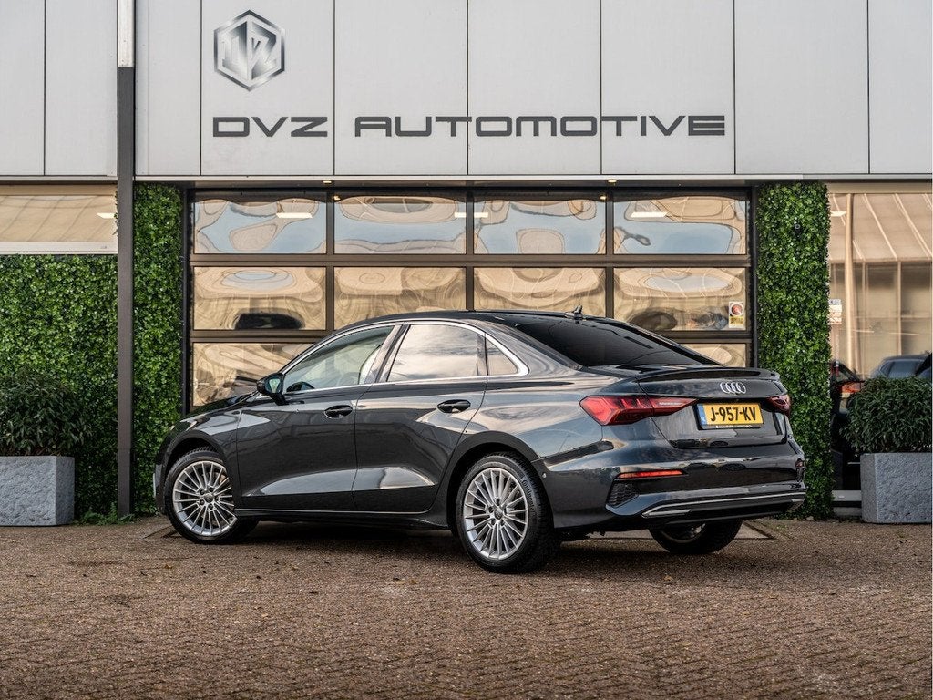 Audi A3 Limousine 35 TFSI Business edition, Auto's, Audi, 4 cilinders, Origineel Nederlands, Bedrijf, 690 kg