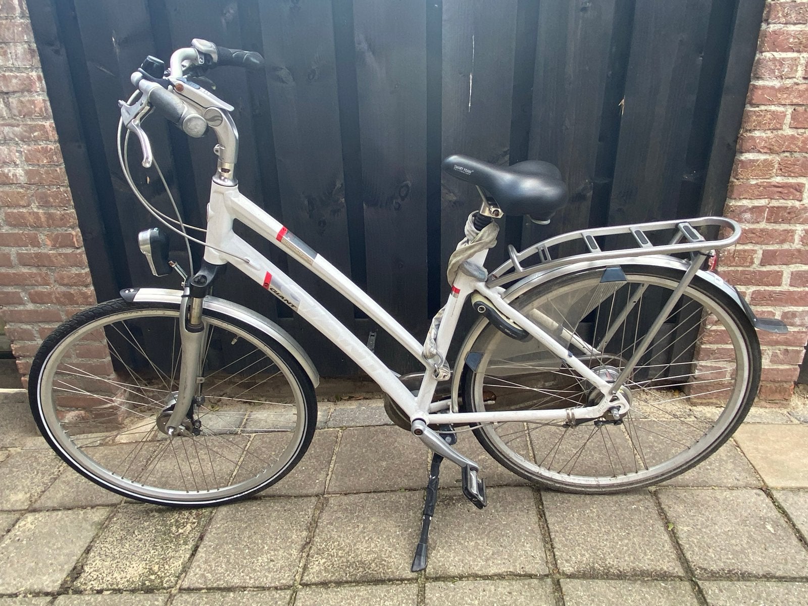 Giant Cosmo CS2 City Sports Damesfiets maat M, Ophalen, Terugtraprem, Gebruikt, Versnellingen